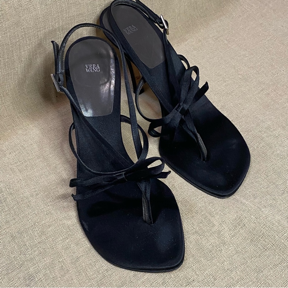 Vera Wang x Stuart Weitzman Elegant Strappy Black Heels